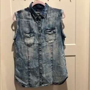 Mavi Jeans Womens Gina Sleeveless Denim light wash snap Top